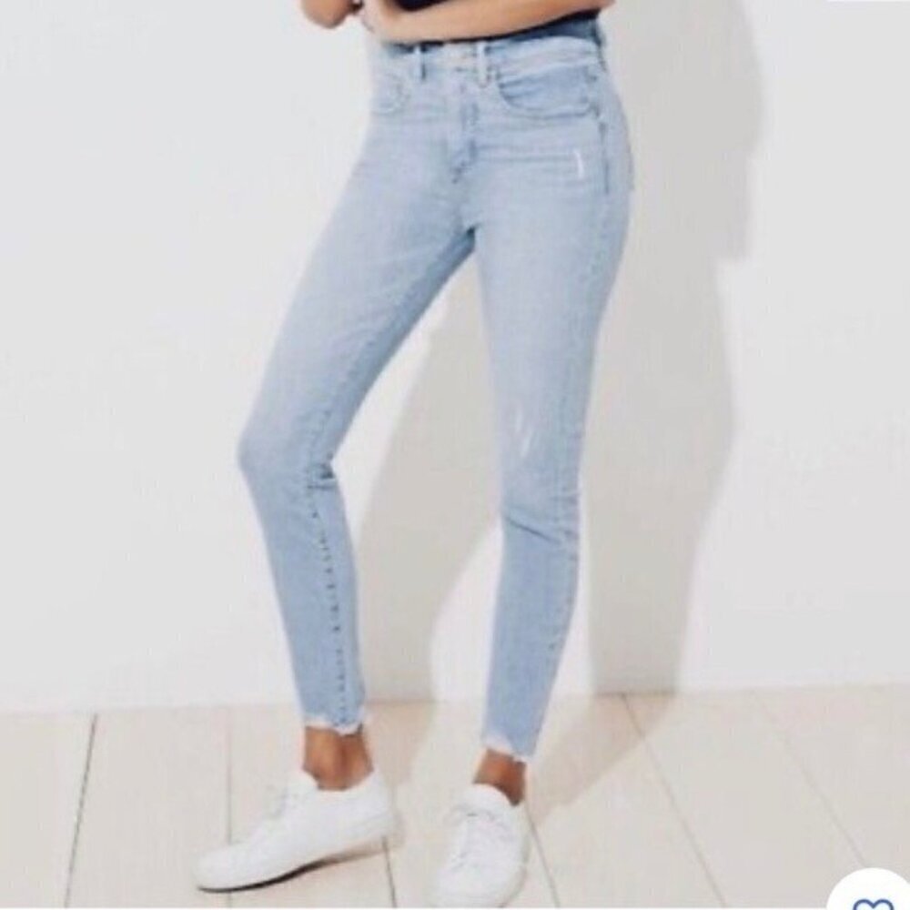 LOFT 4 (27) Skinny Jeans Women’s Distressed Frayed Hems Light Wash Stretch